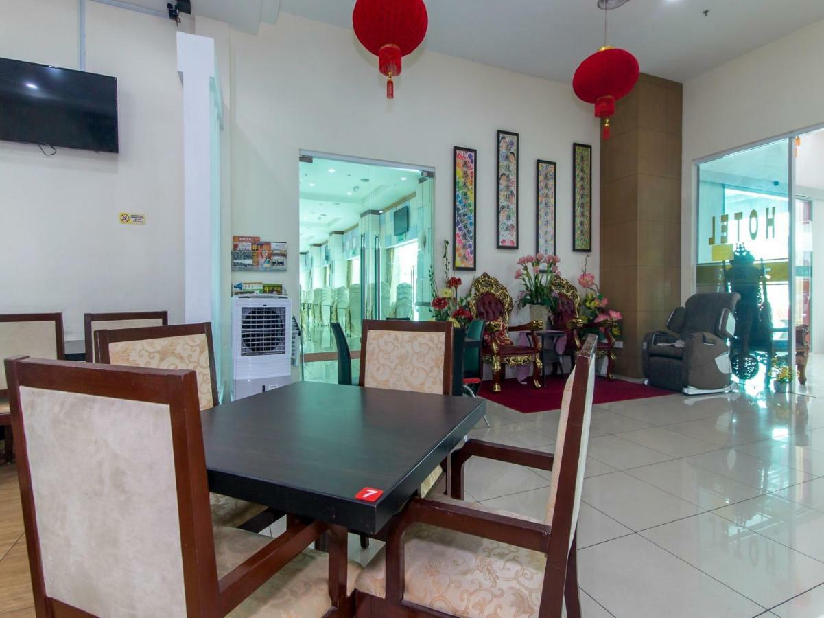 Oyo 776 Fame Hotel Seremban Exterior foto