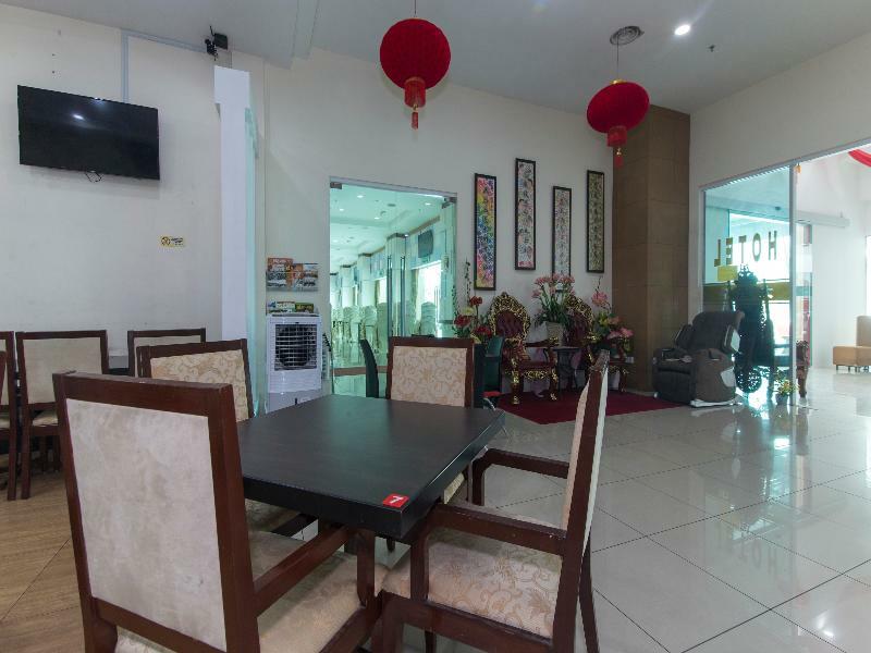 Oyo 776 Fame Hotel Seremban Exterior foto