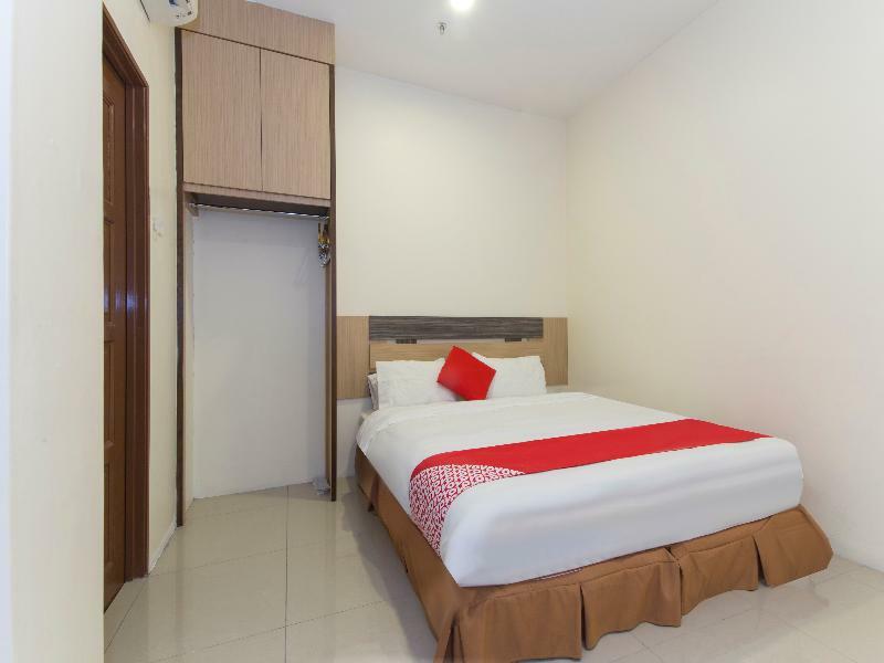 Oyo 776 Fame Hotel Seremban Exterior foto