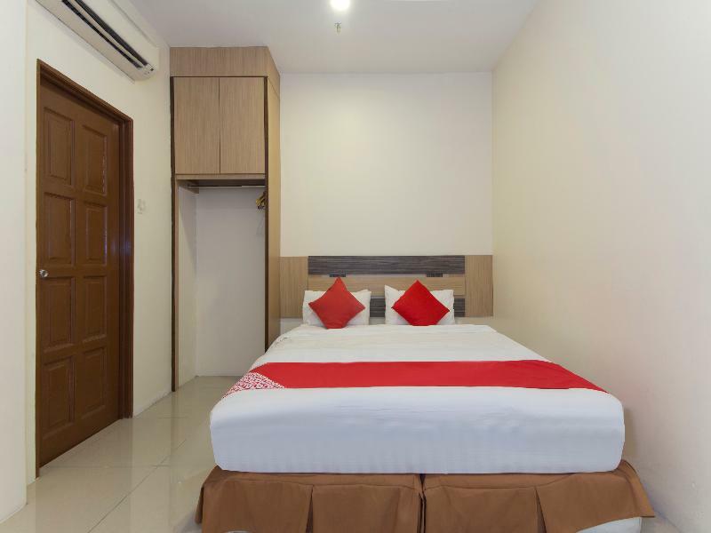 Oyo 776 Fame Hotel Seremban Exterior foto