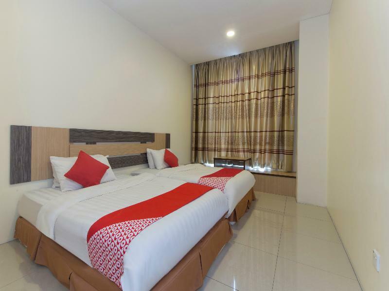 Oyo 776 Fame Hotel Seremban Exterior foto