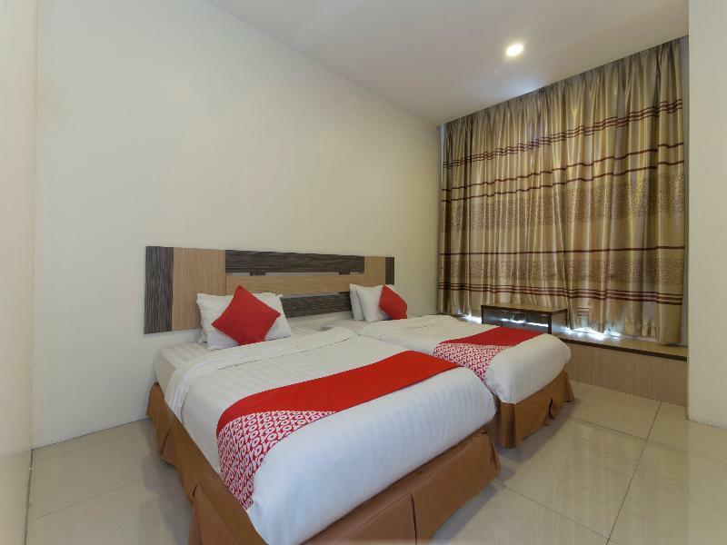 Oyo 776 Fame Hotel Seremban Exterior foto